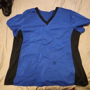 2xl scrub top